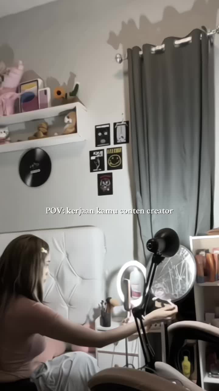 @V E Y R A