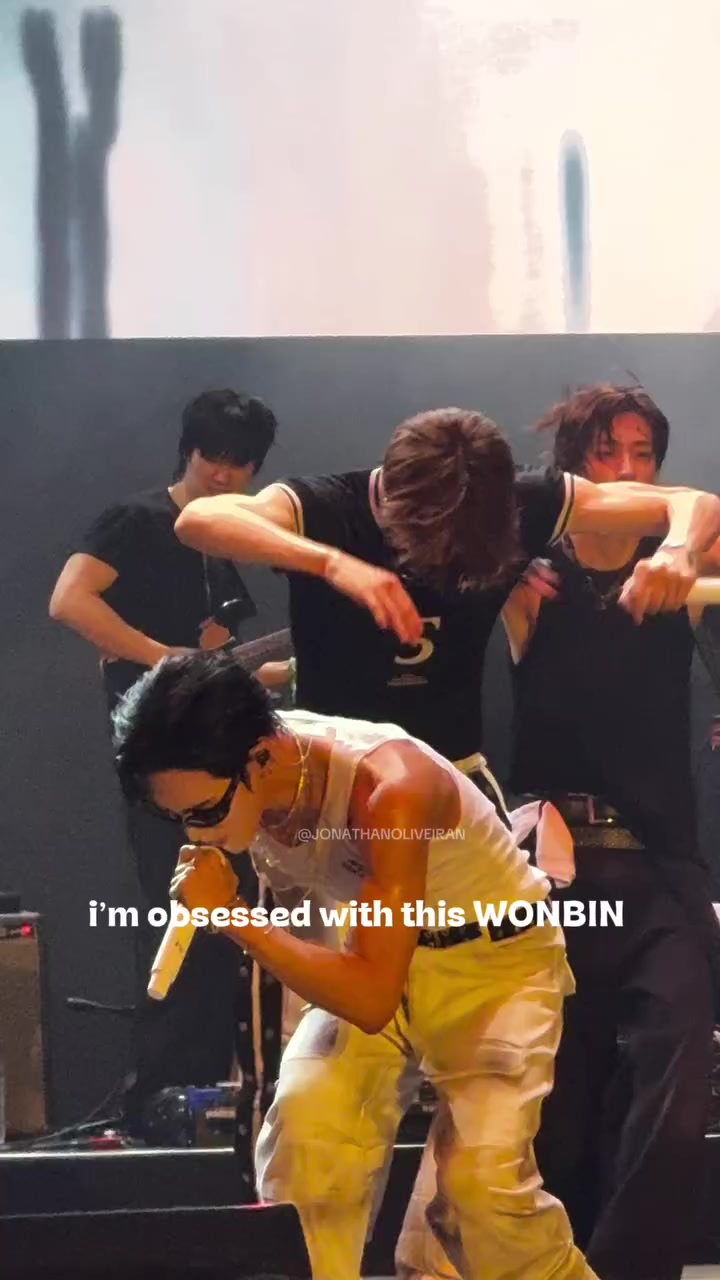 @wonbin's long hair