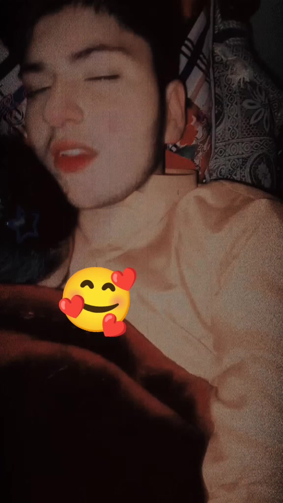 @🦋 𝑄𝑢𝑒𝑒𝑛 🦋