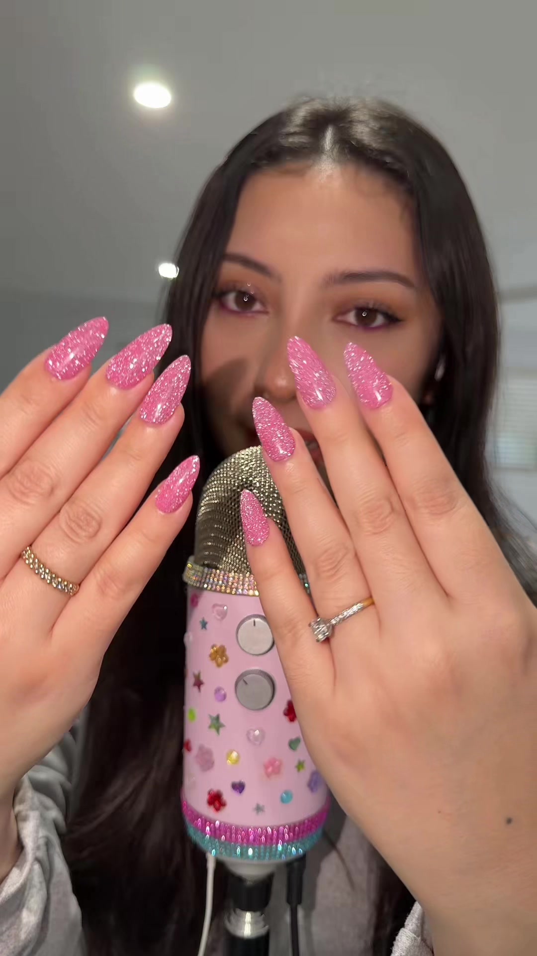 @☆ ASMR Jade ☆