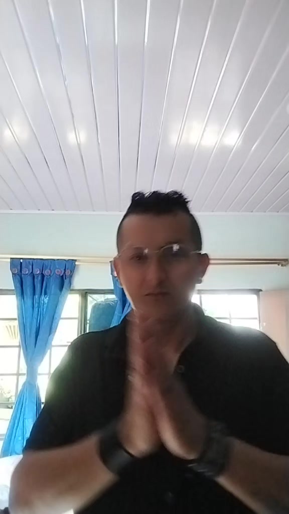 @M.O