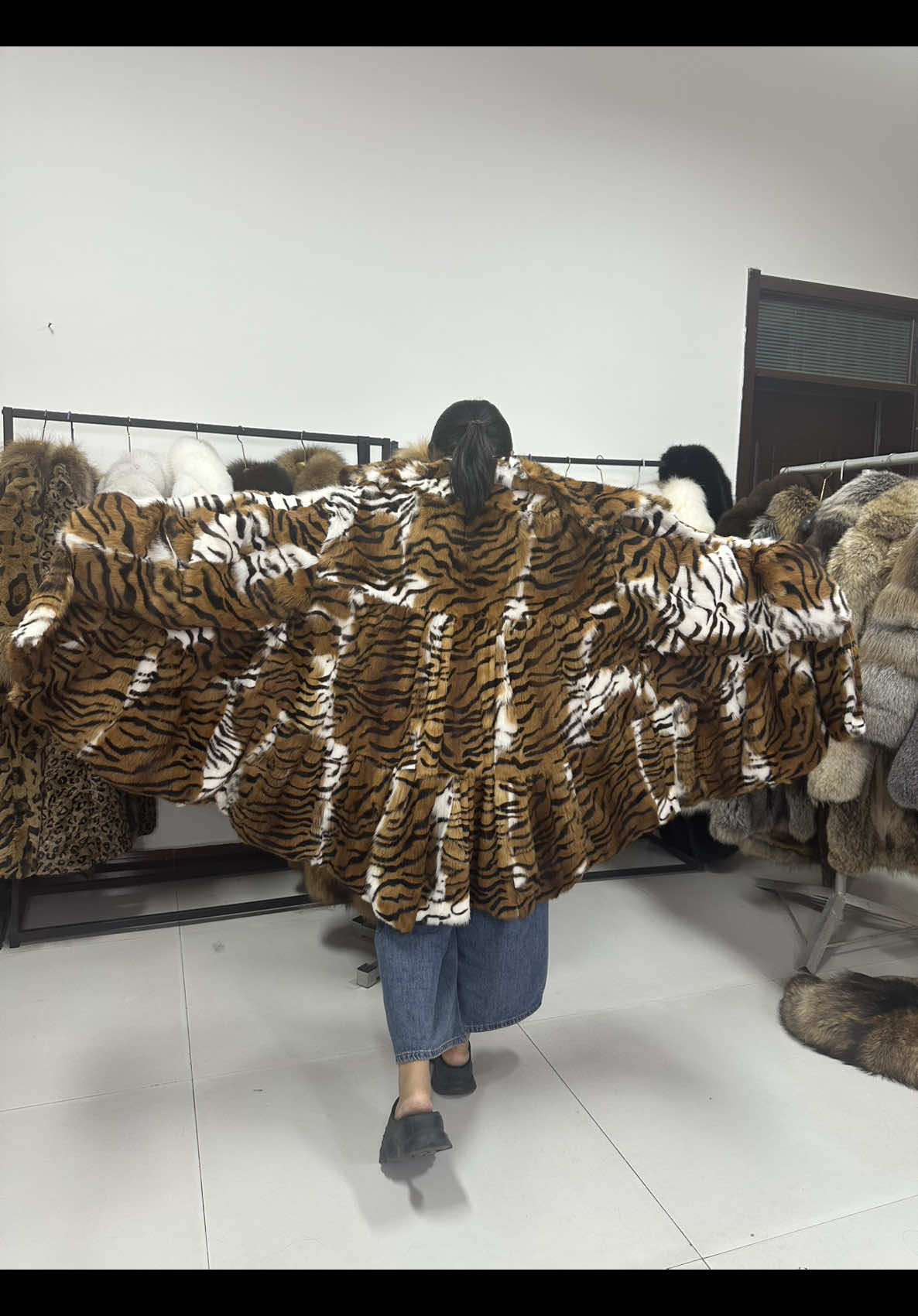 @(Md)fur clothing manufacturers