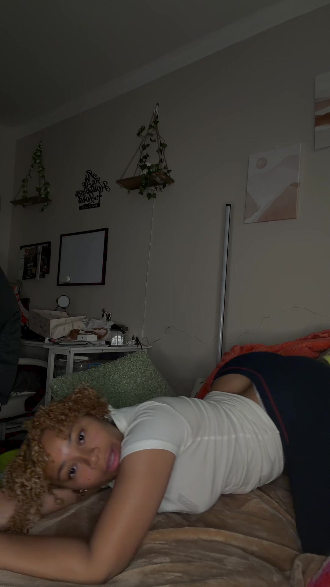 @Sekquiree