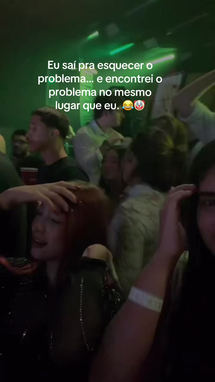 @Júlia