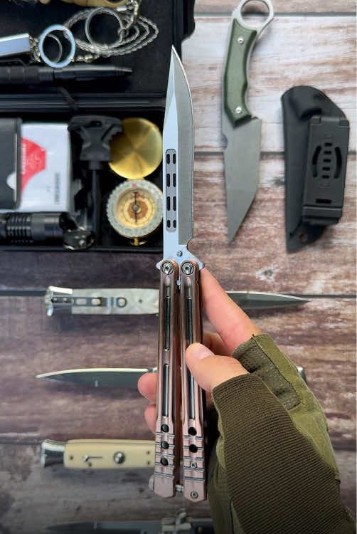 @survival.knives