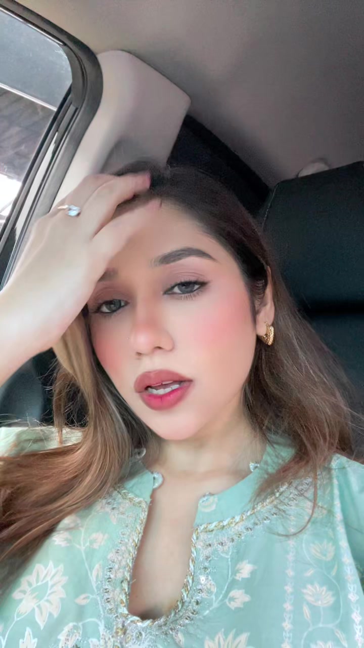 @Sabrina fariha