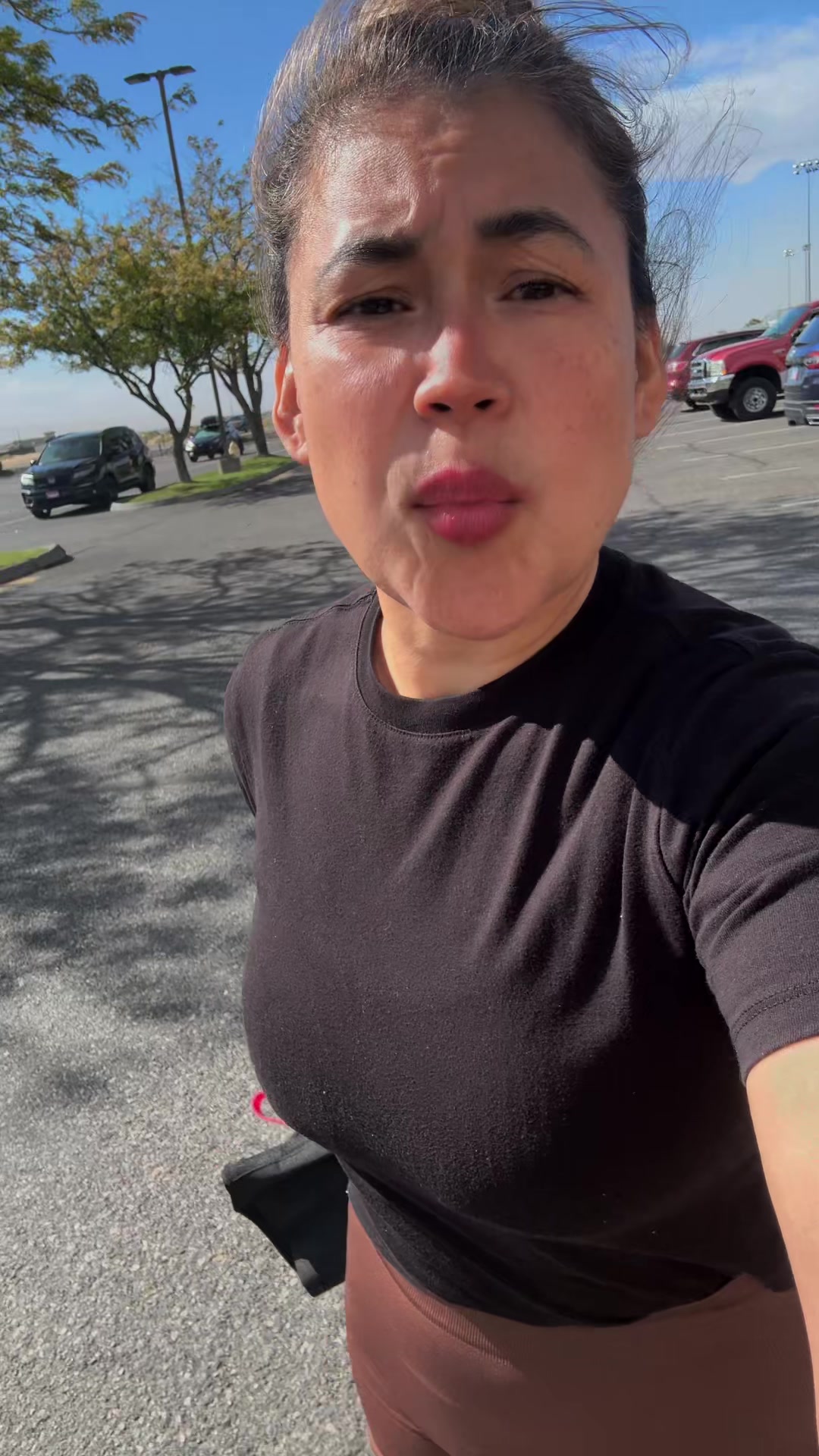 @Blingedbysonia