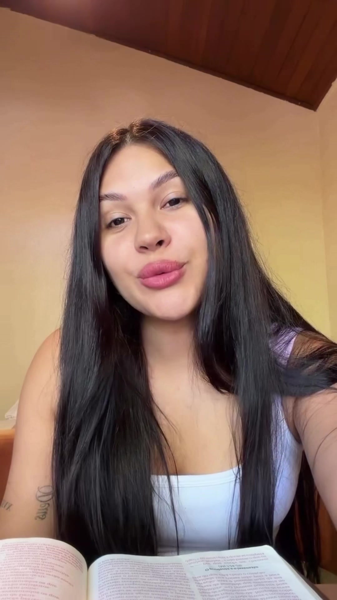 @Ayarla Souza