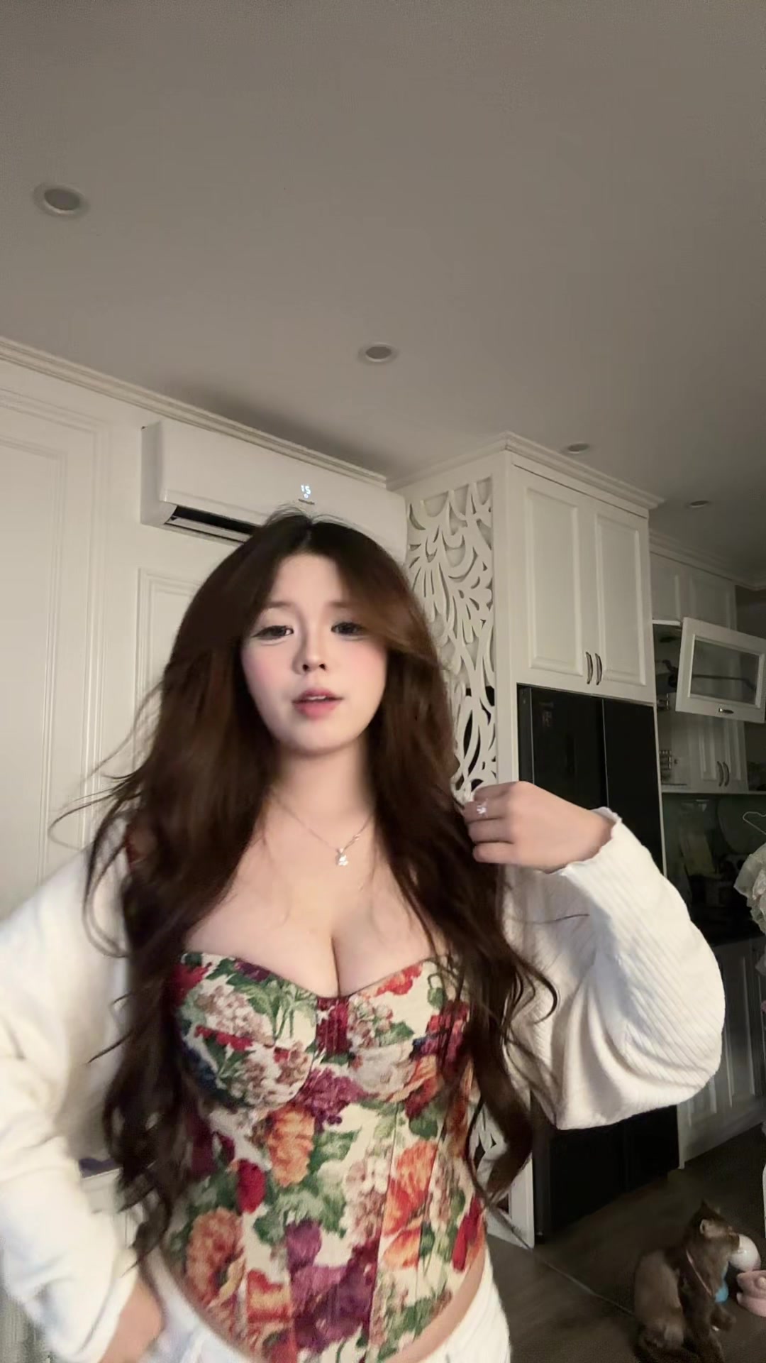 @Mochi, hôm nay mặc gì ?