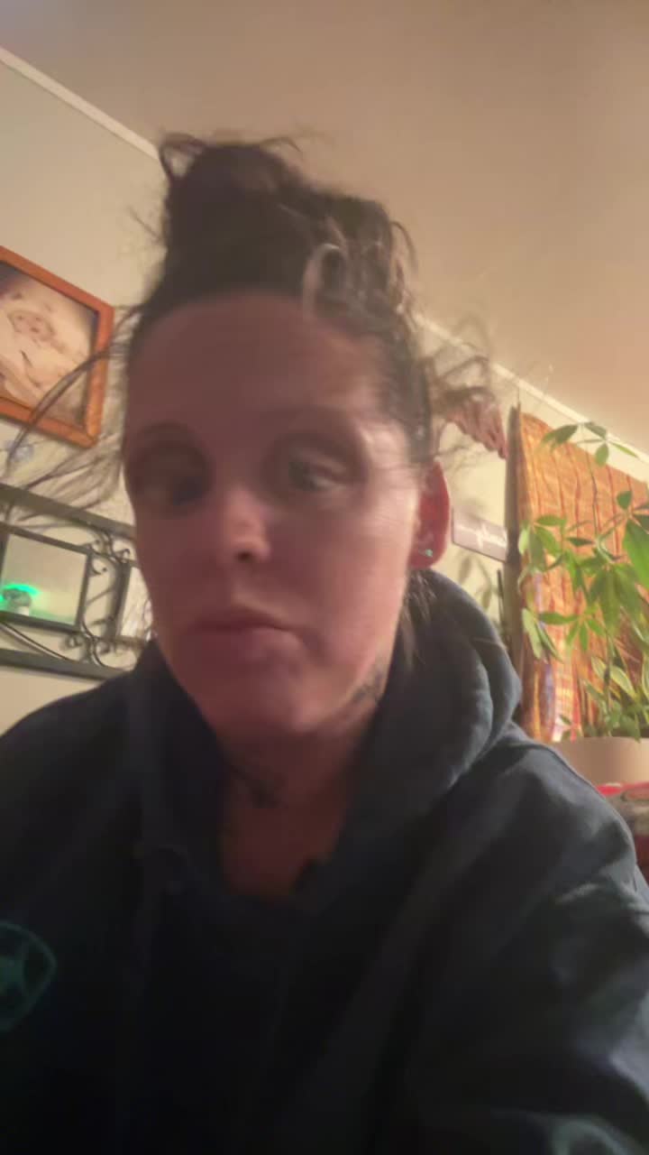 @MikeysWifey1219