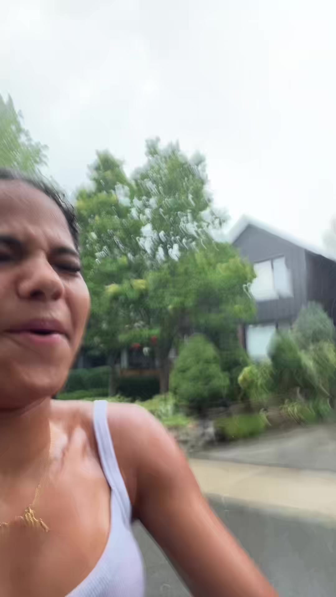 @Bronwyn