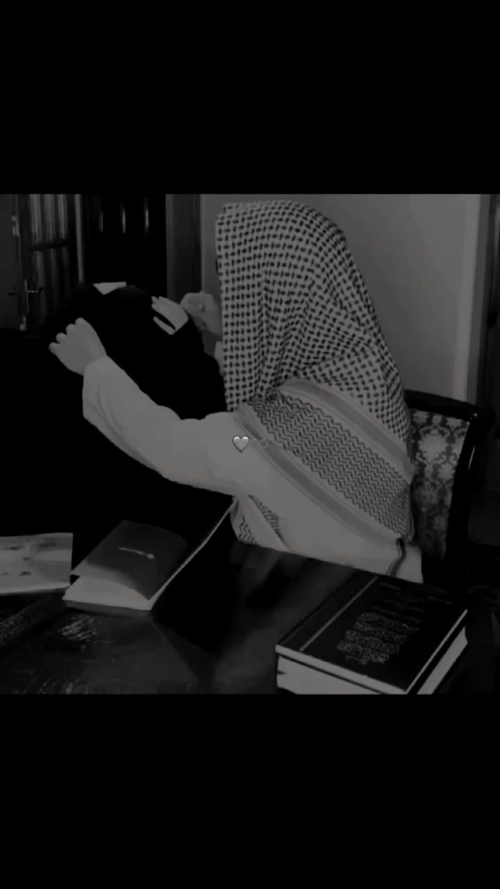 @𝙰 𝙷 𝙼 𝙴 𝙳 ♡