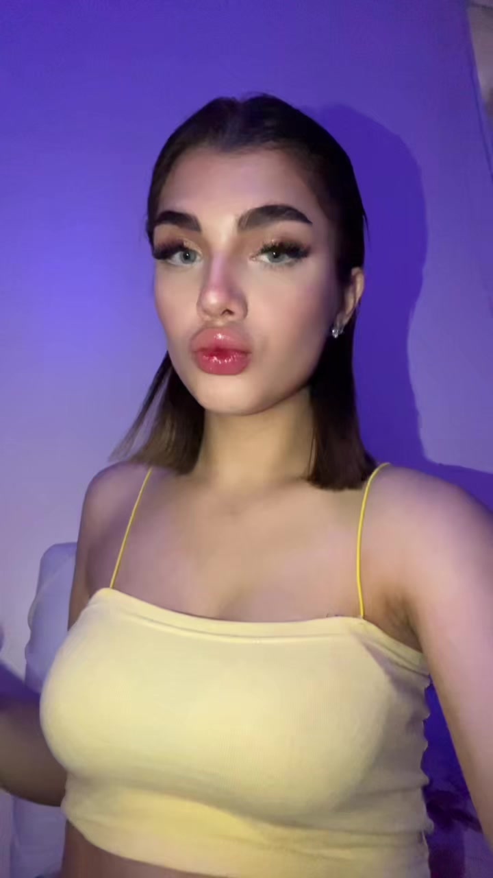 @elisa mokhtari