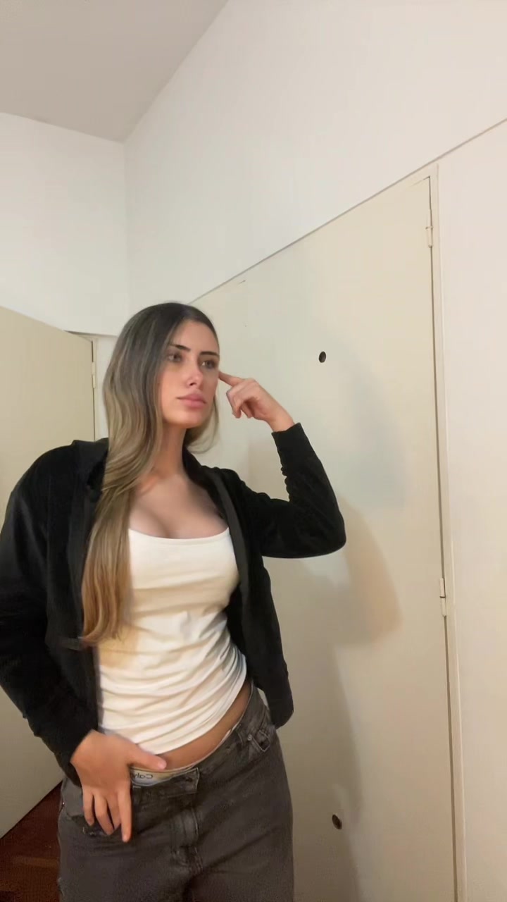 @Lari