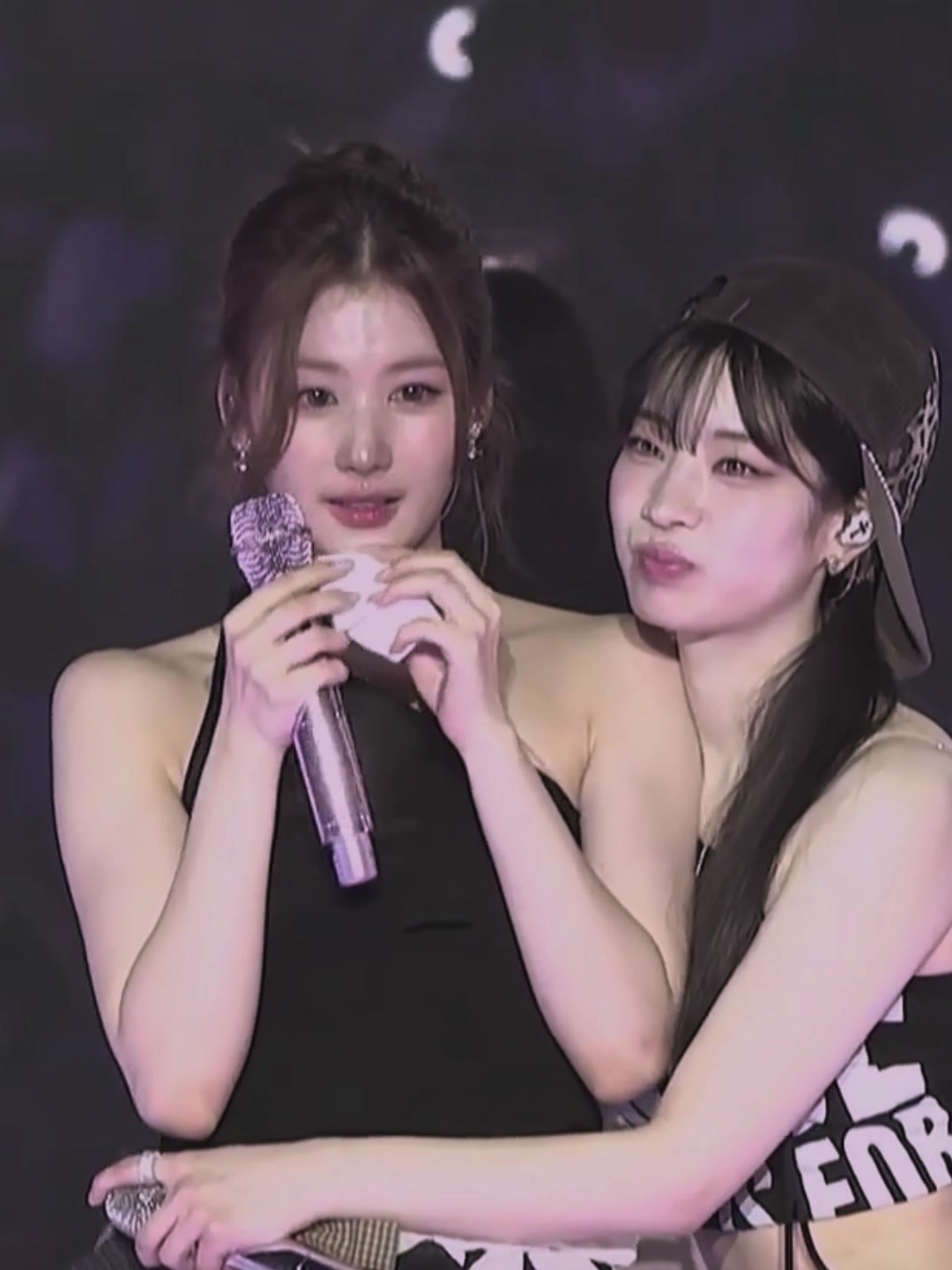 @jiiee