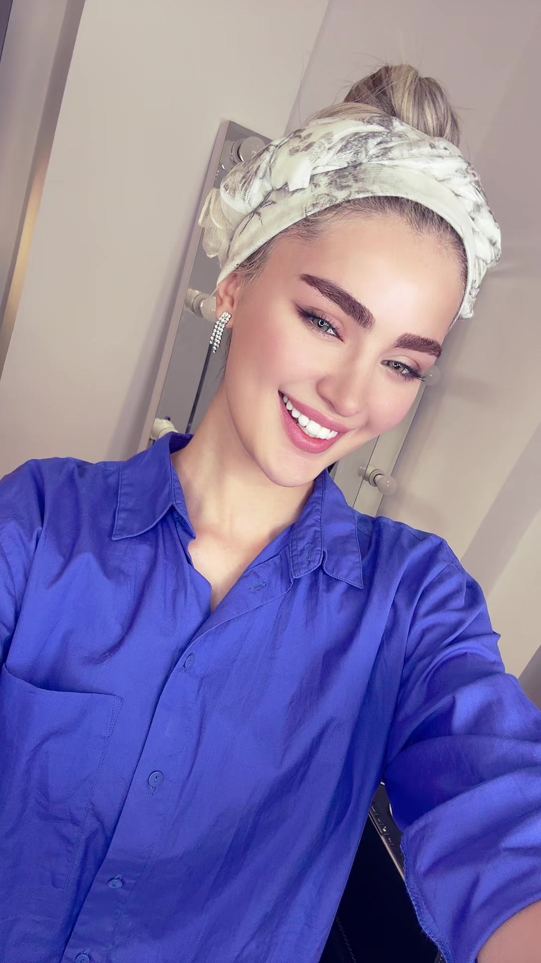 @Yasllina