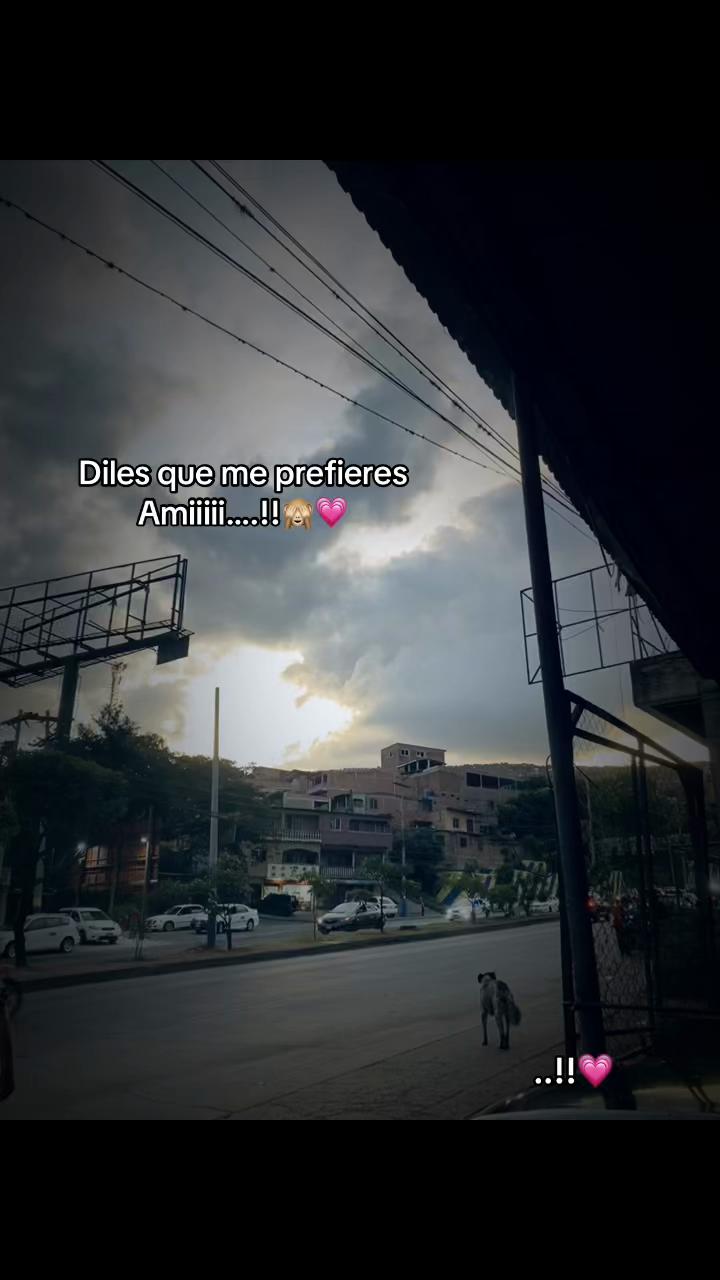 @🎭 { Dennis 🫩🎭}