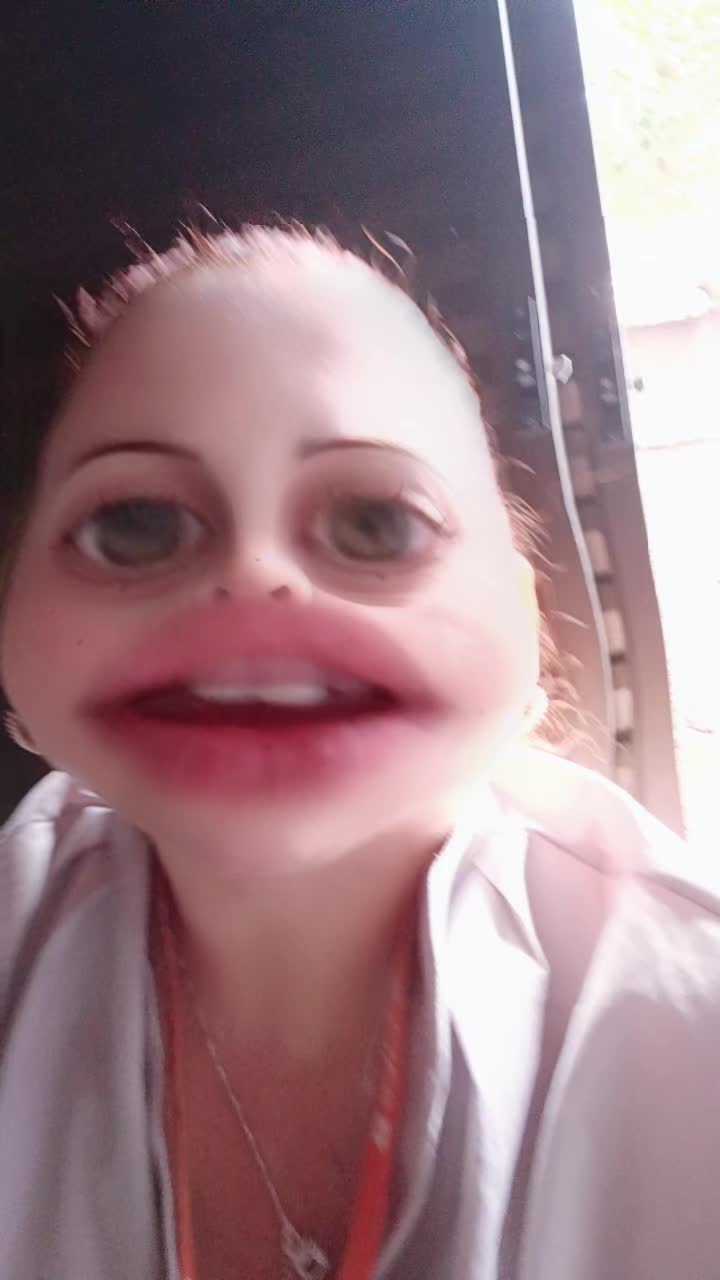 @Simone Helena