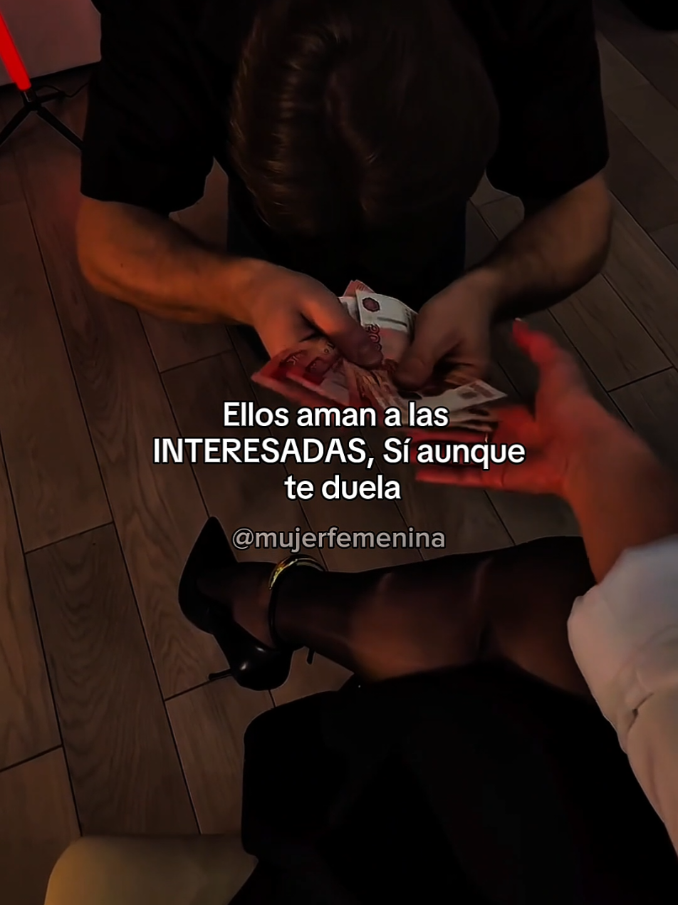 @Mujer Femenina