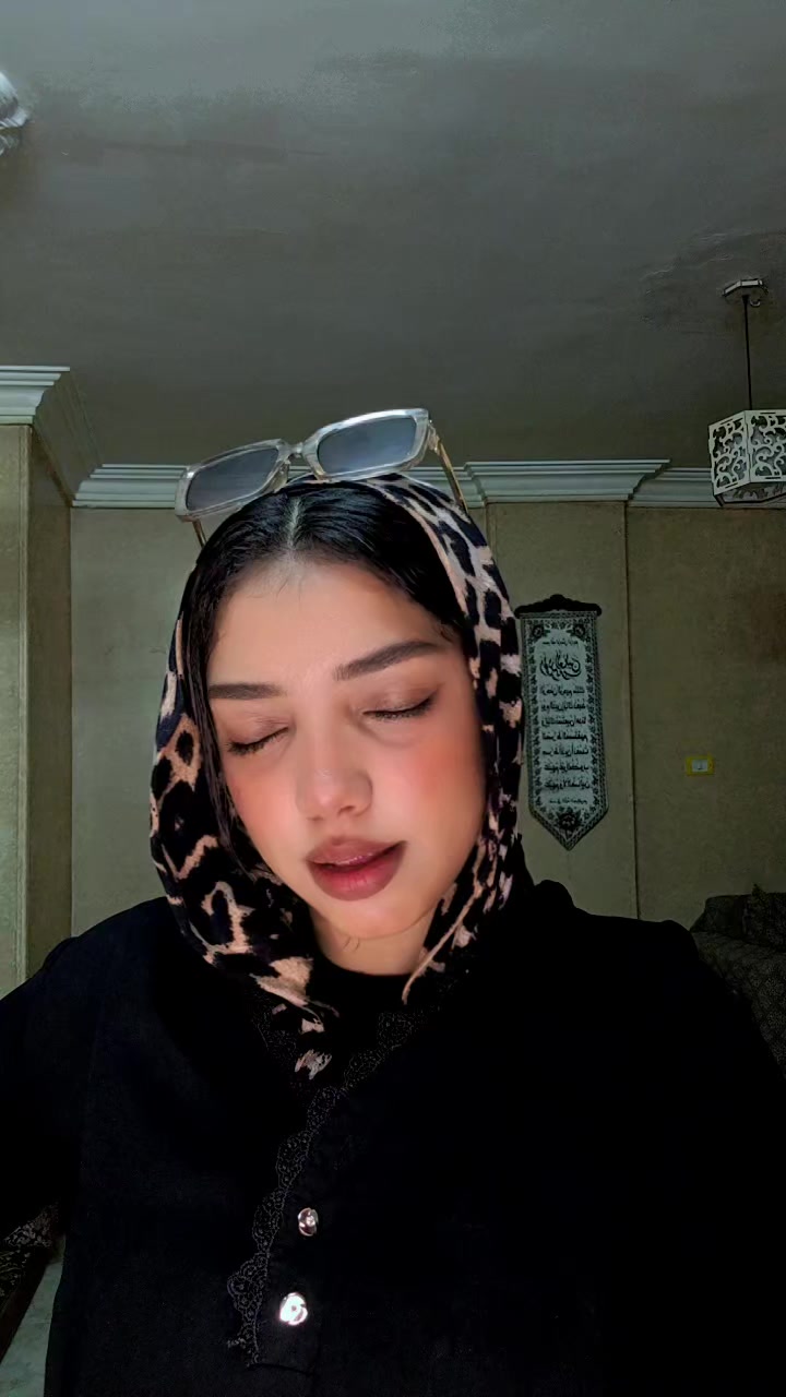 @ساره