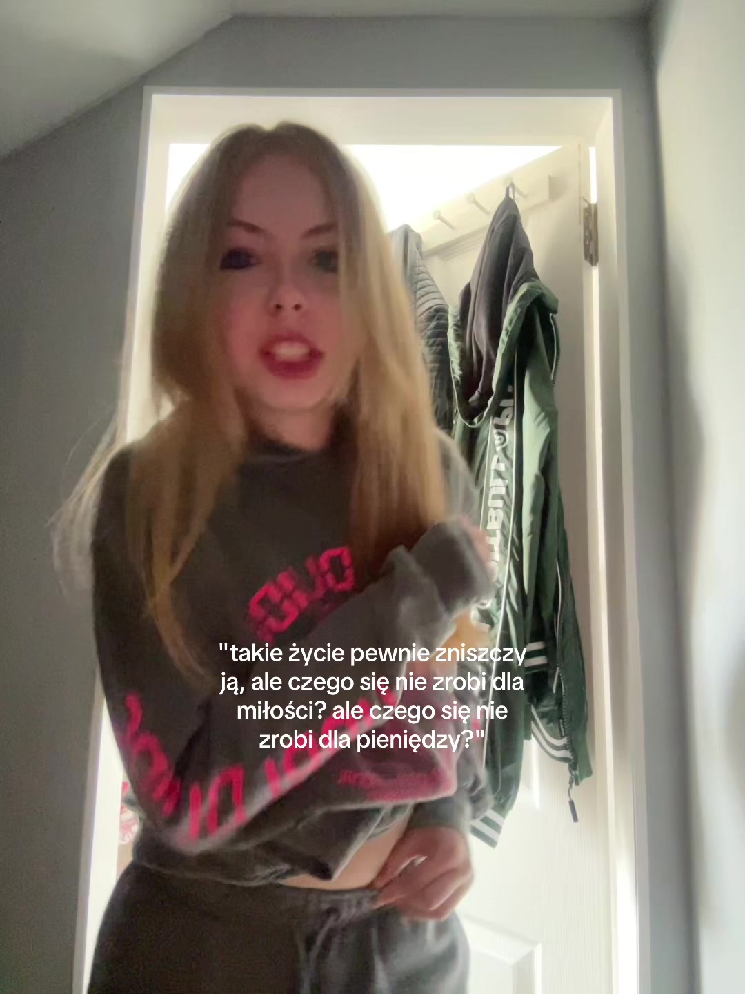 @𝑘𝑙𝑎𝑢𝑑𝑖𝑎🤍