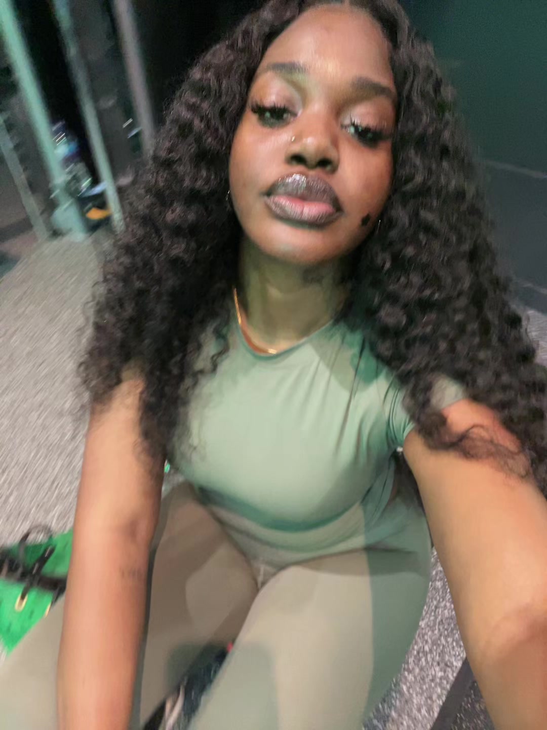@ItsMonifa Goss/ Artiste