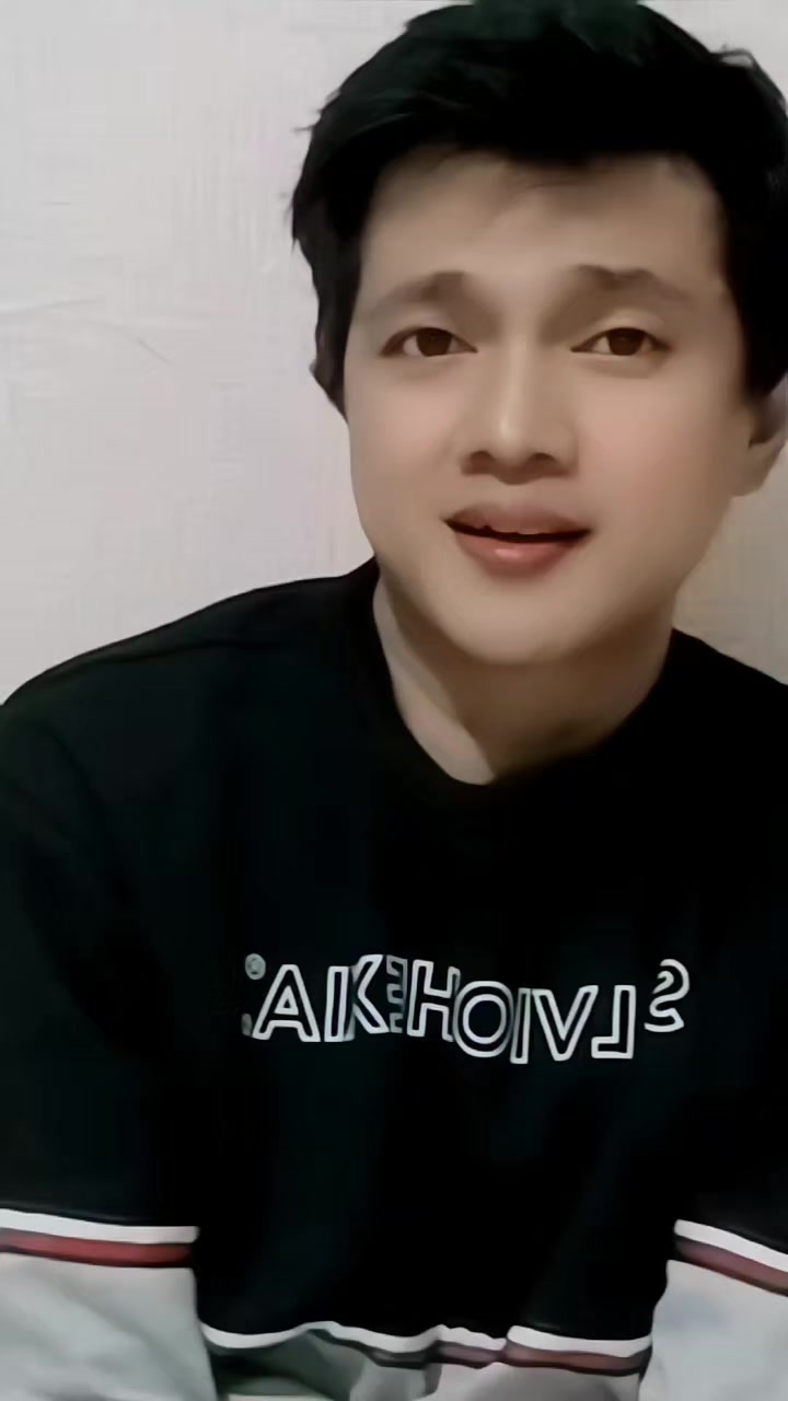 @𝕬𝖓𝖉𝖗𝖎_𝕸𝖗𝖚𝖏𝖚
