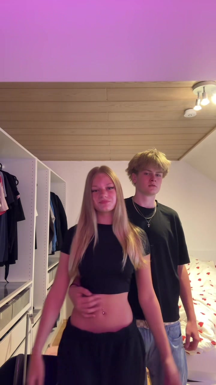 @𝐚𝐢𝐥𝐞𝐞𝐧