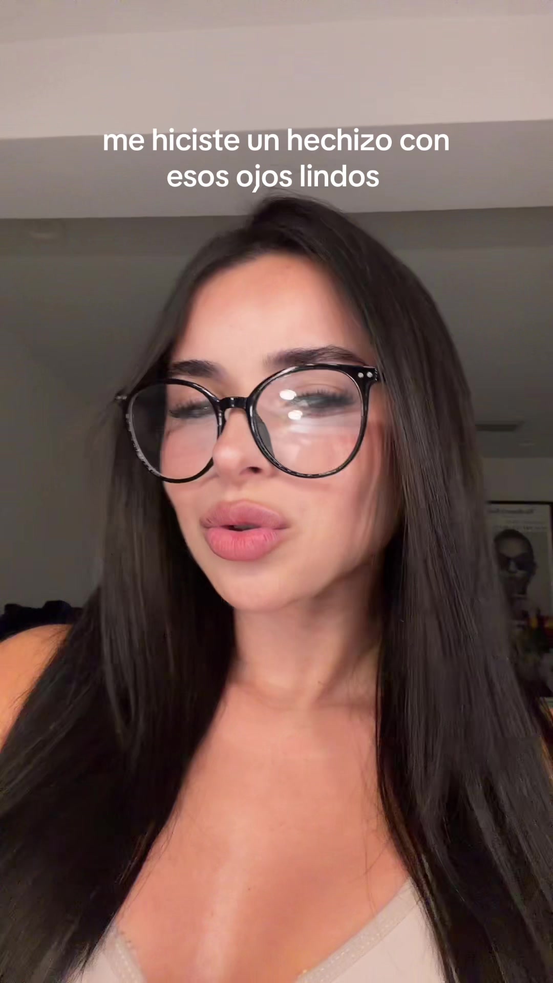 @vickyguez