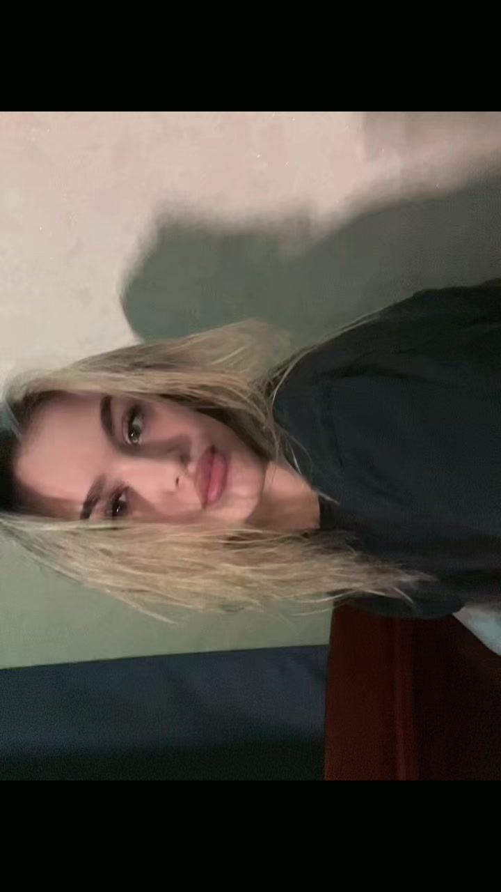 @𝒱𝒾𝑜𝓁𝑒𝓉𝒶