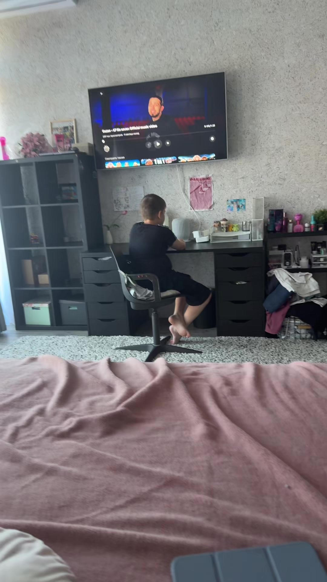 @Лиза228