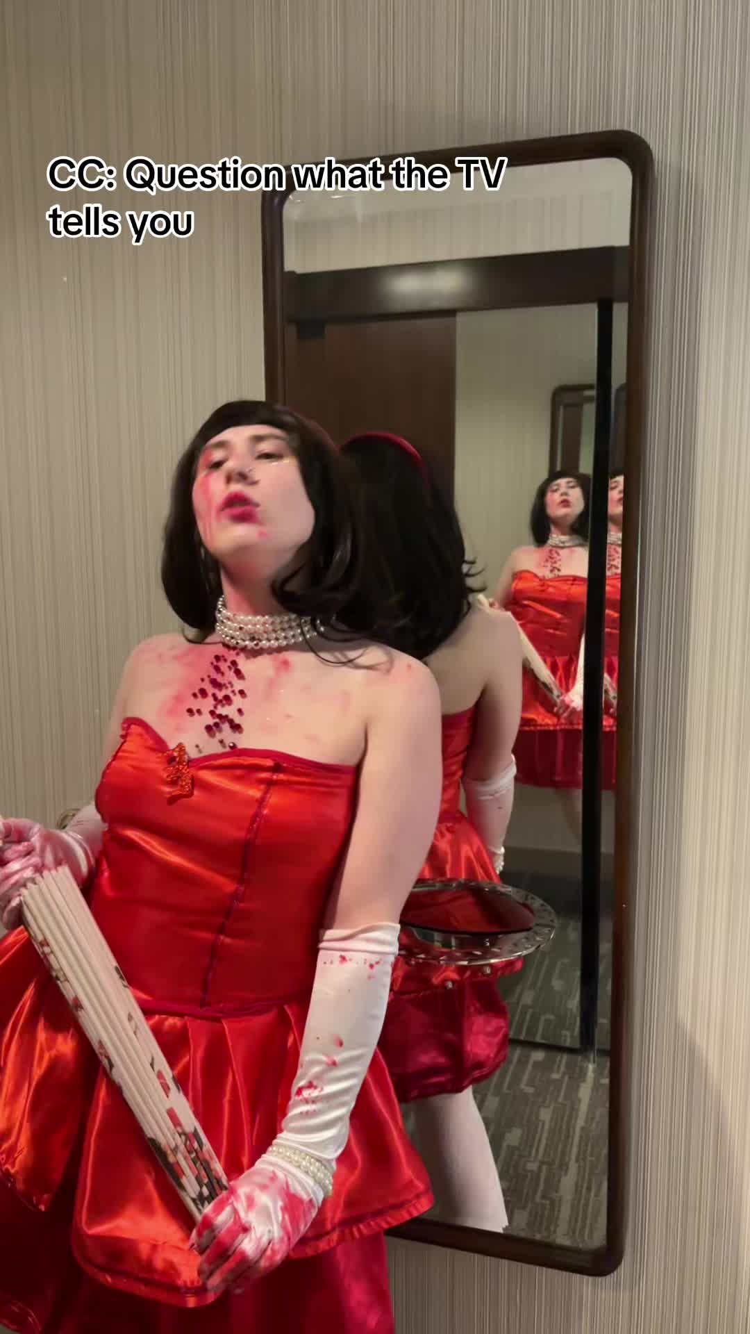 @caretcosplays