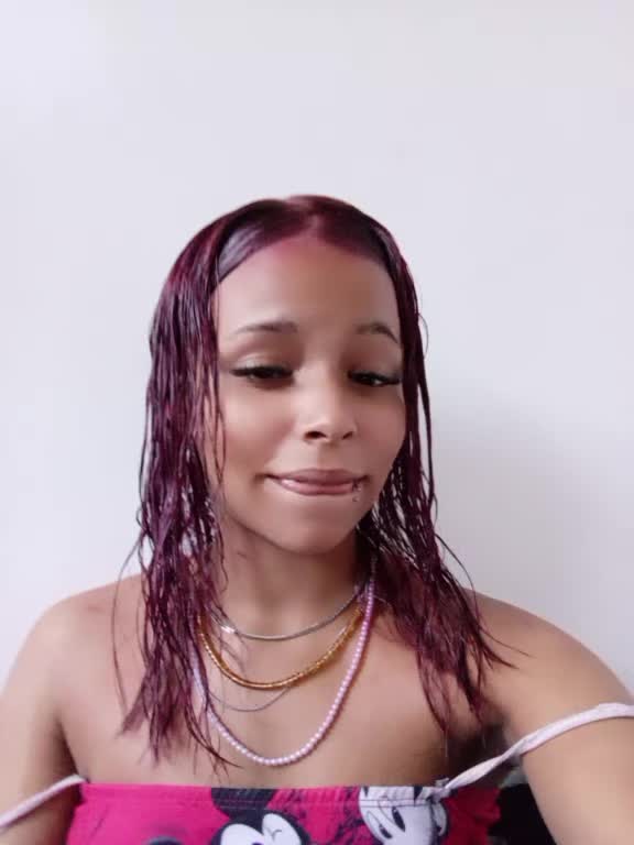 @🧛🏻&zwj;♀️