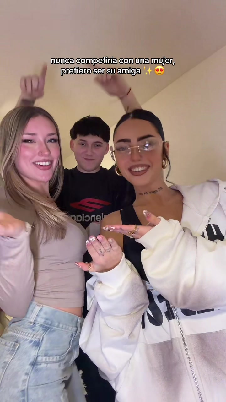 @Valentina Goldzen