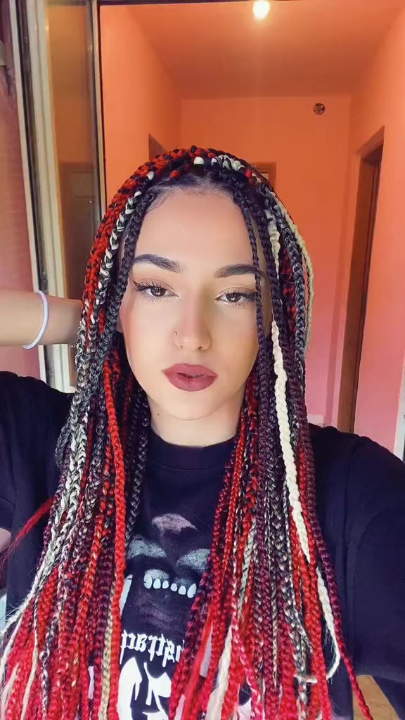 @ella🦋