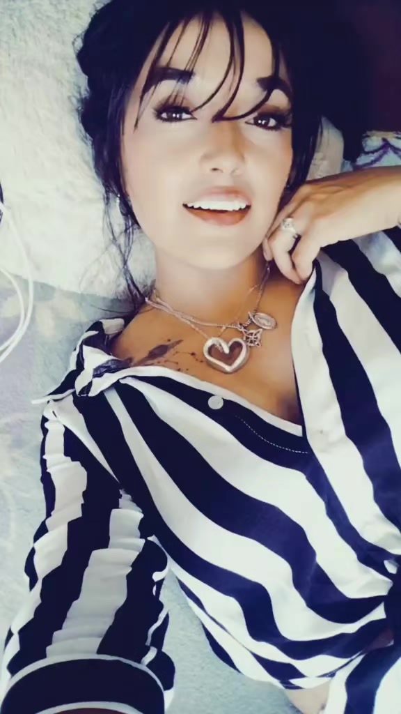 @ARELI🩷🍒👑