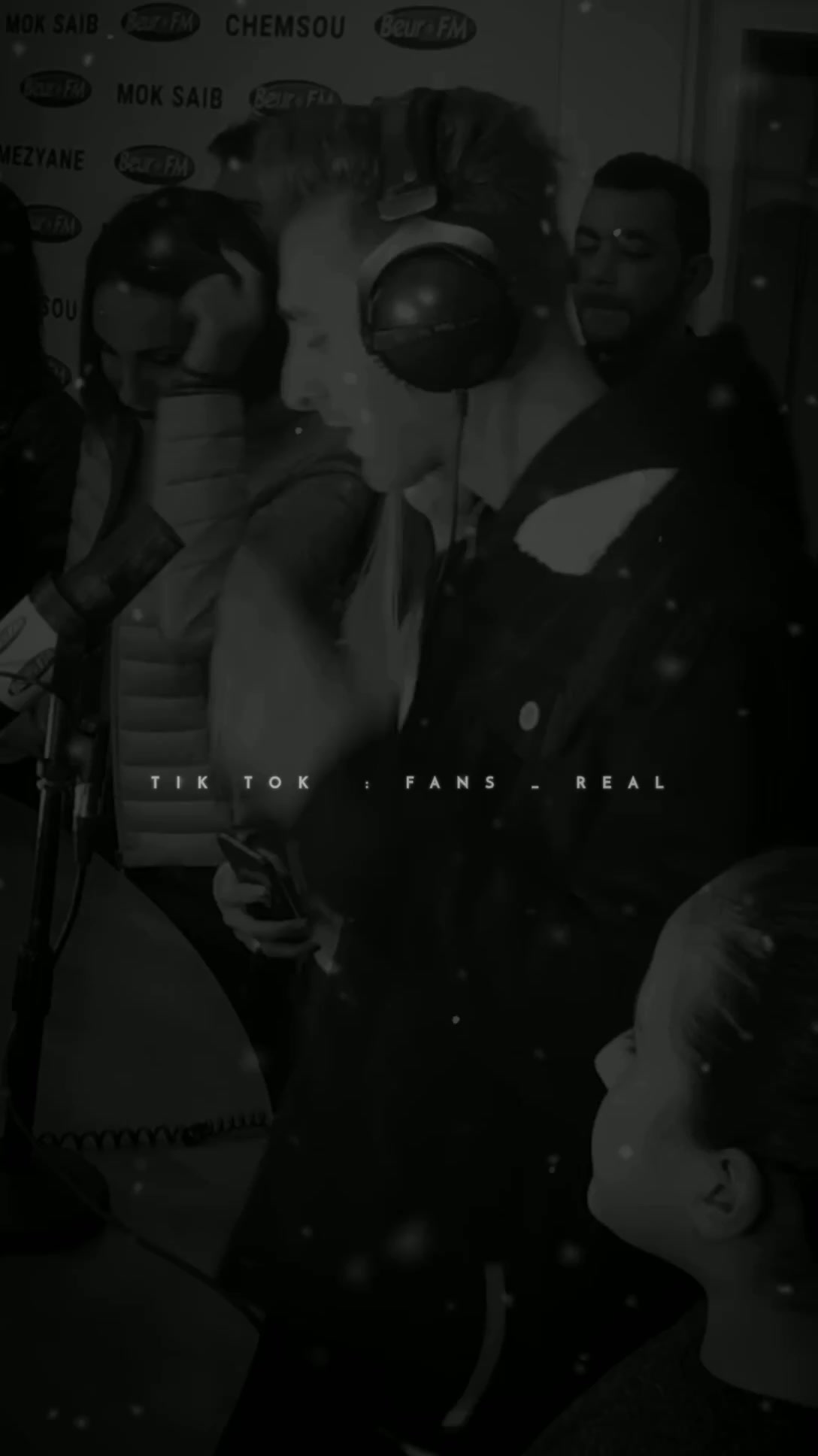 @F A N S _ R E A L