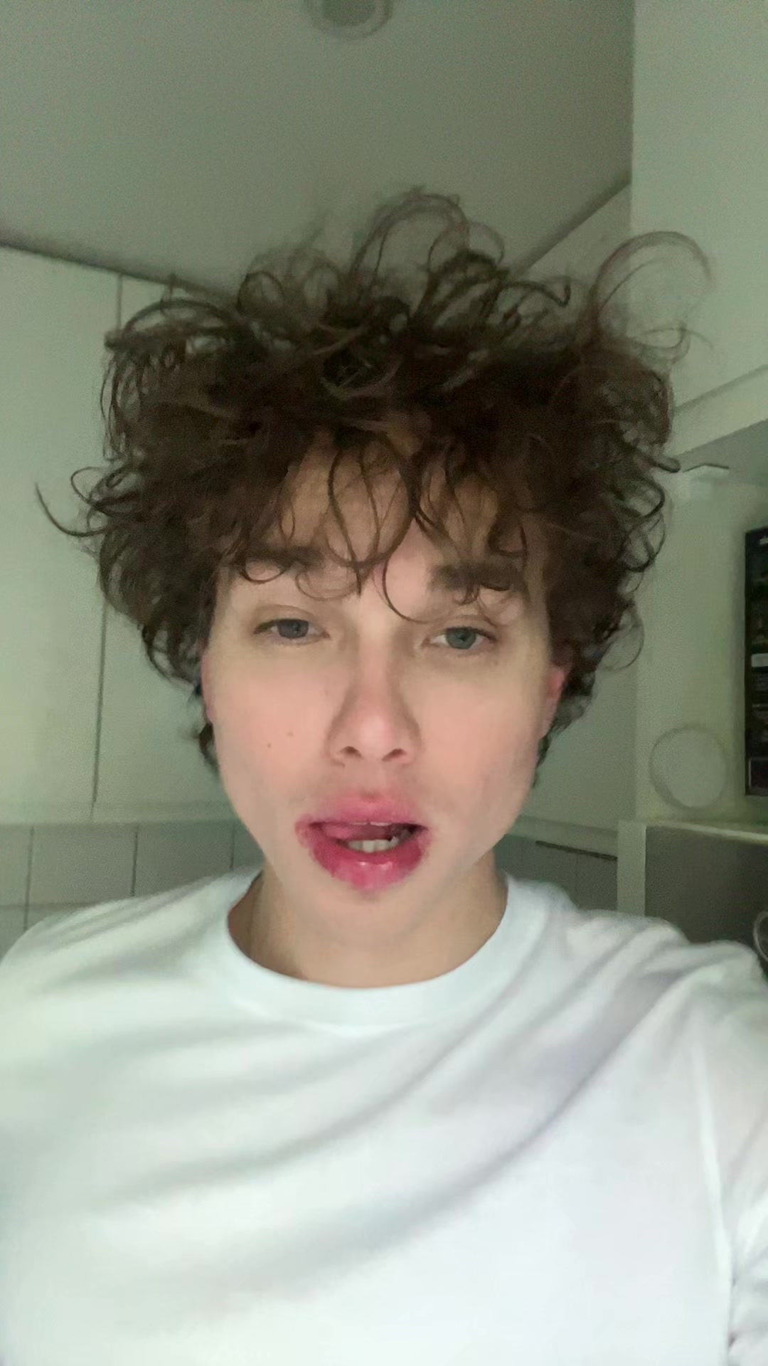 @Ванек