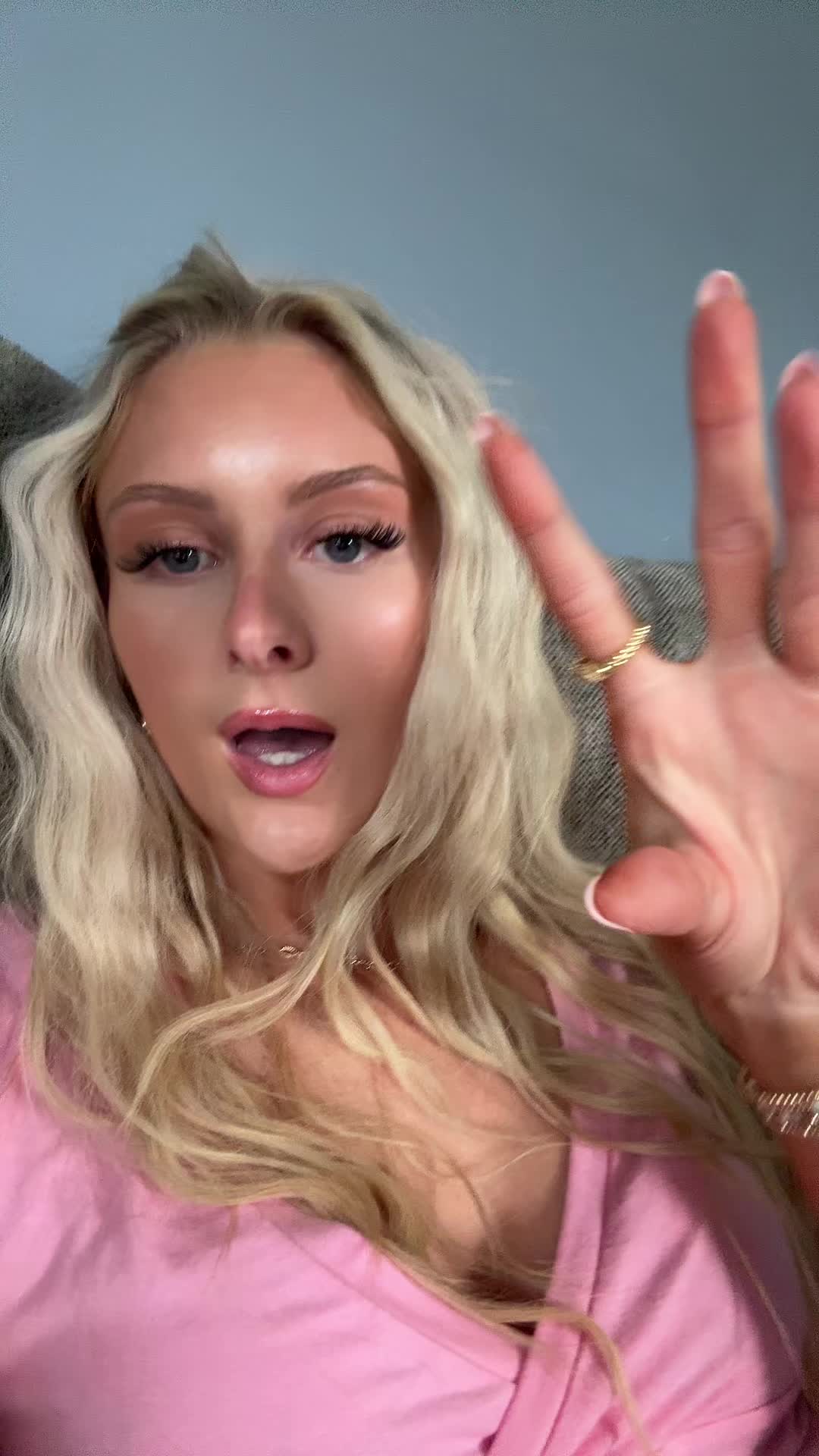 @nadia