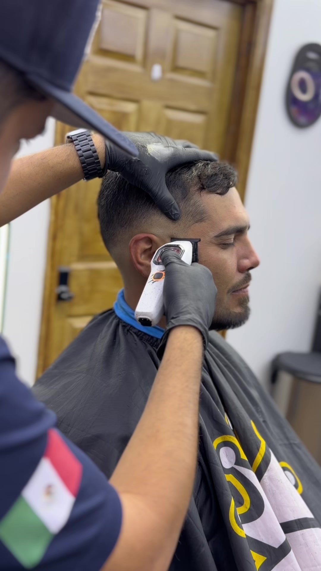 @Jisai Barber