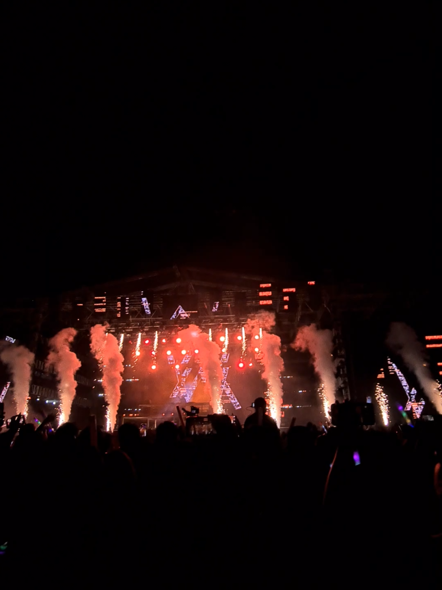 @Maykel