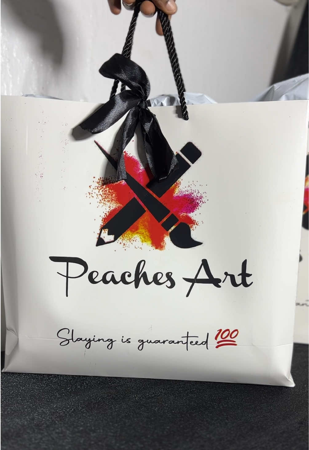 @Peaches_a.r.t