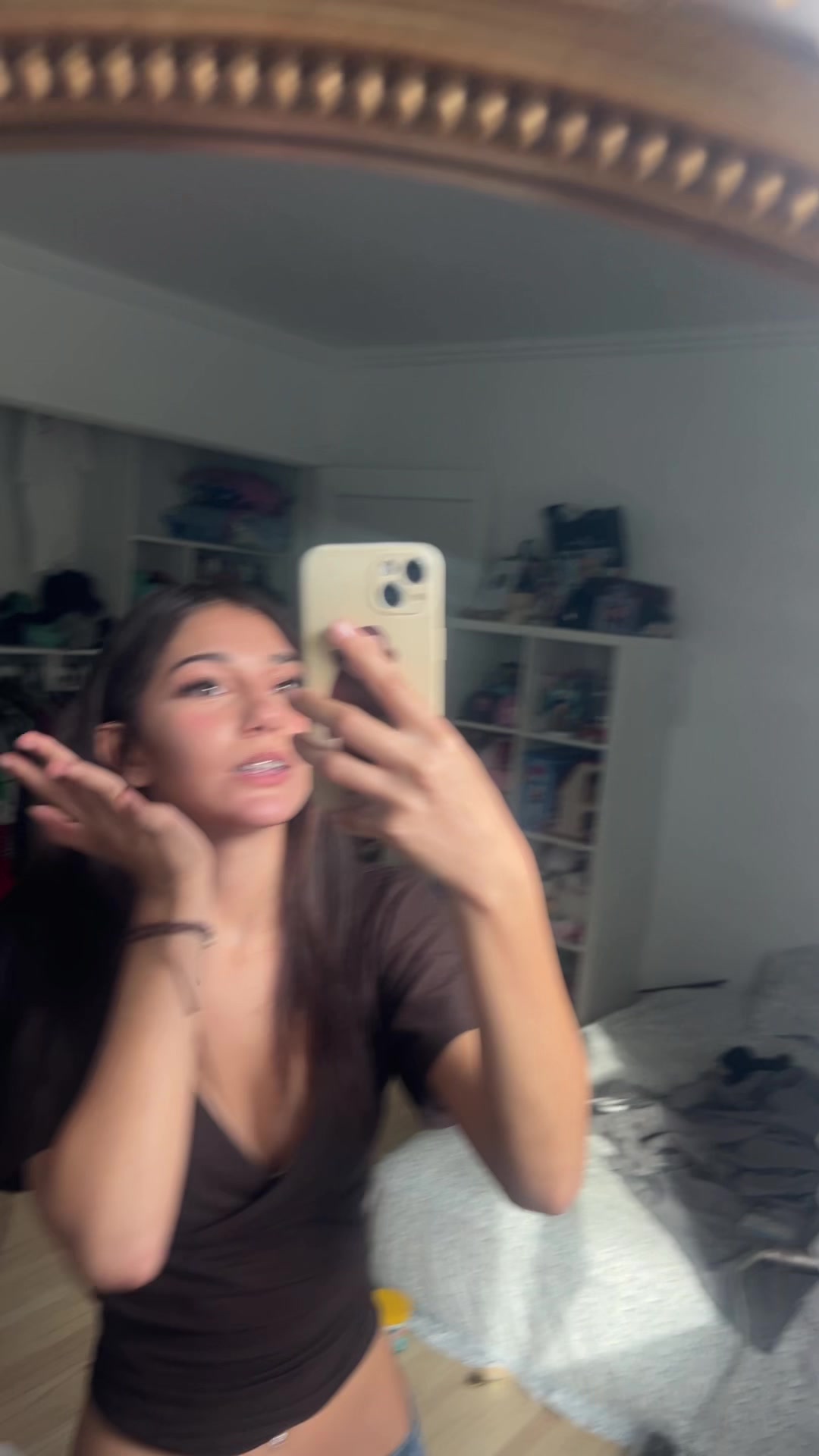 @2alyssx