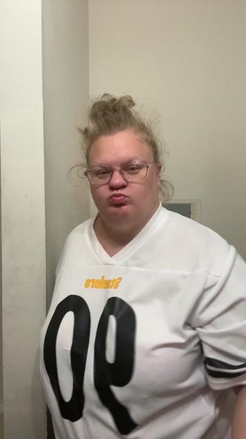 @🗡️🛡️Ashley Maertens🗡️🛡️