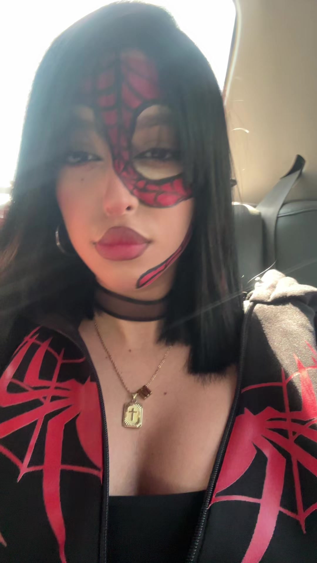@tuya (Mia)🦇