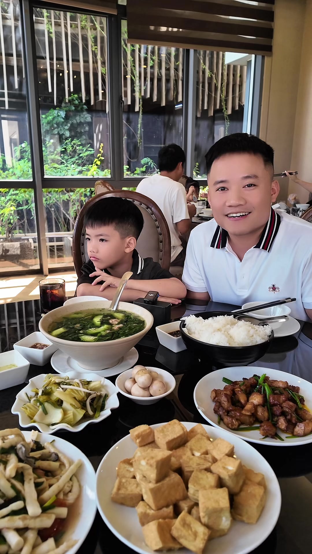 @Nguyễn Văn Hậu (Hậu Troll)