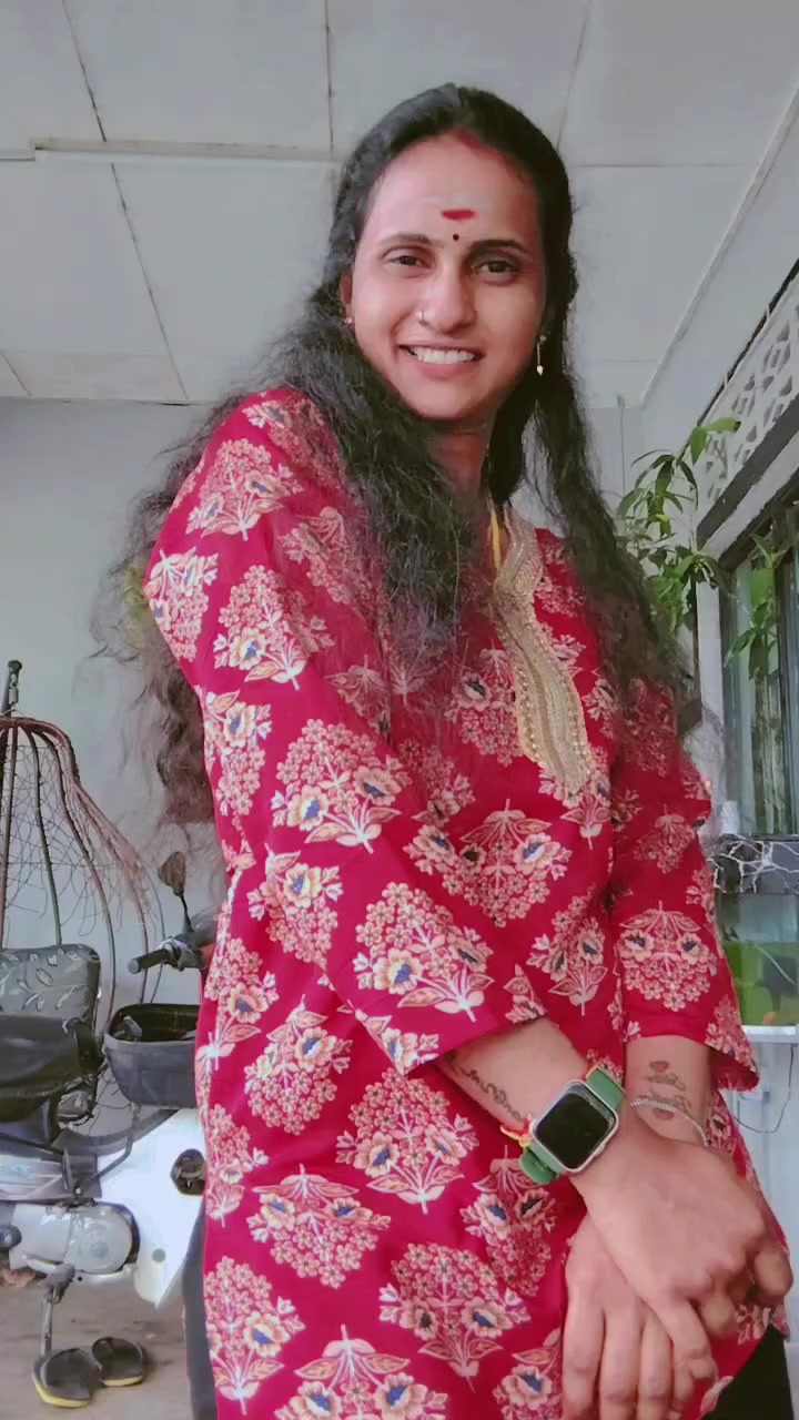 @നിശബ്ദ പ്രണയം📸💚🐷