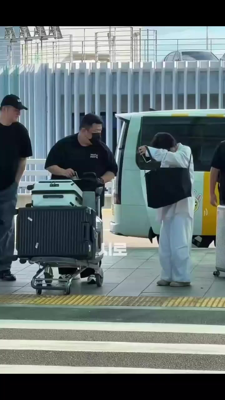 @SolarMamamoo