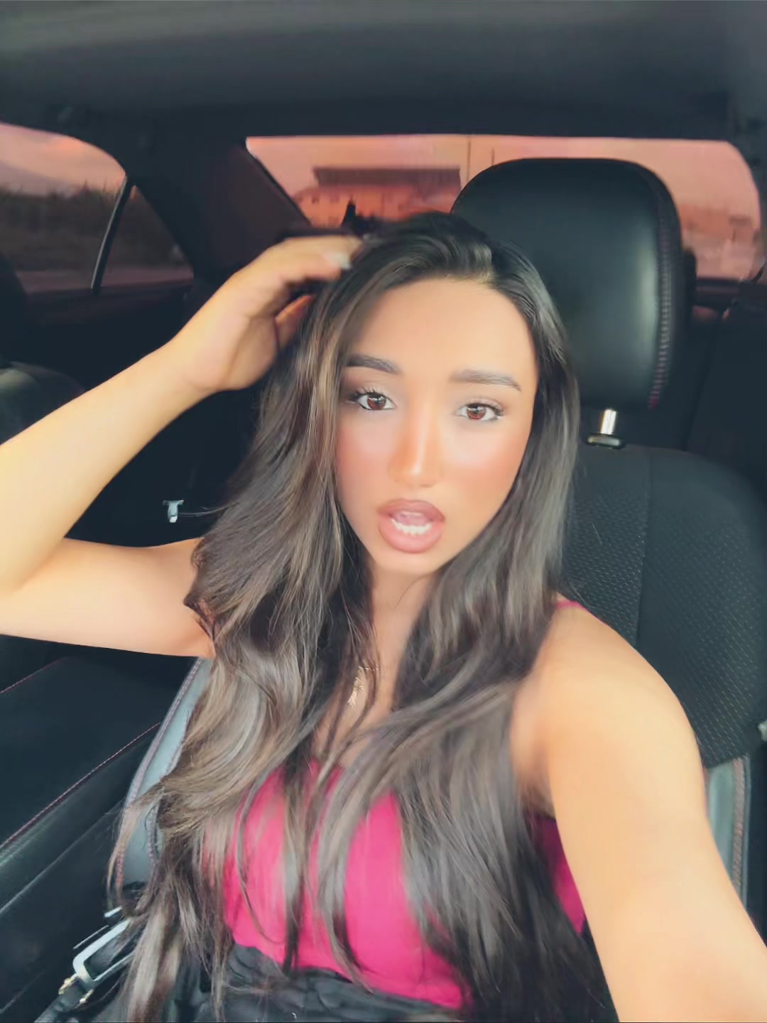 @𝐀𝐧𝐢.𝐉𝐨𝐮𝐫𝐧𝐚𝐥𝐢𝐬𝐭