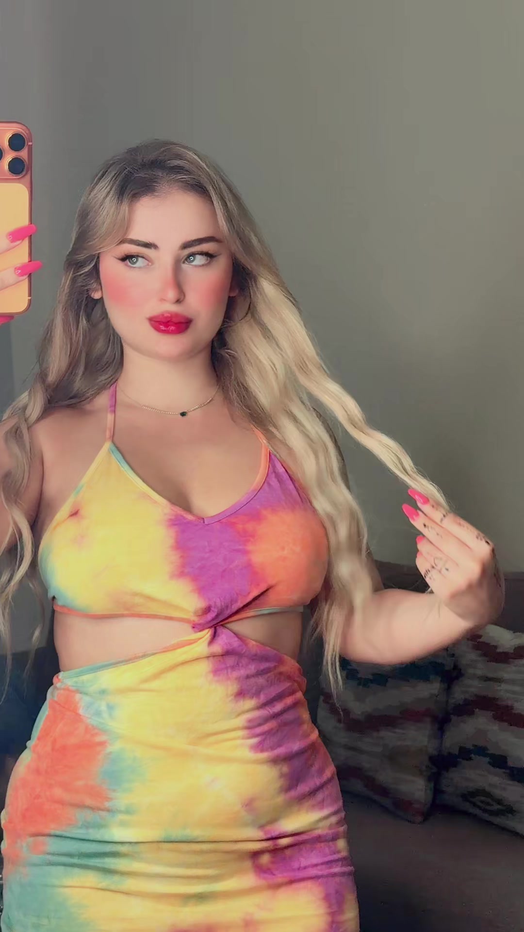 @ميمي الشريره 😈💸